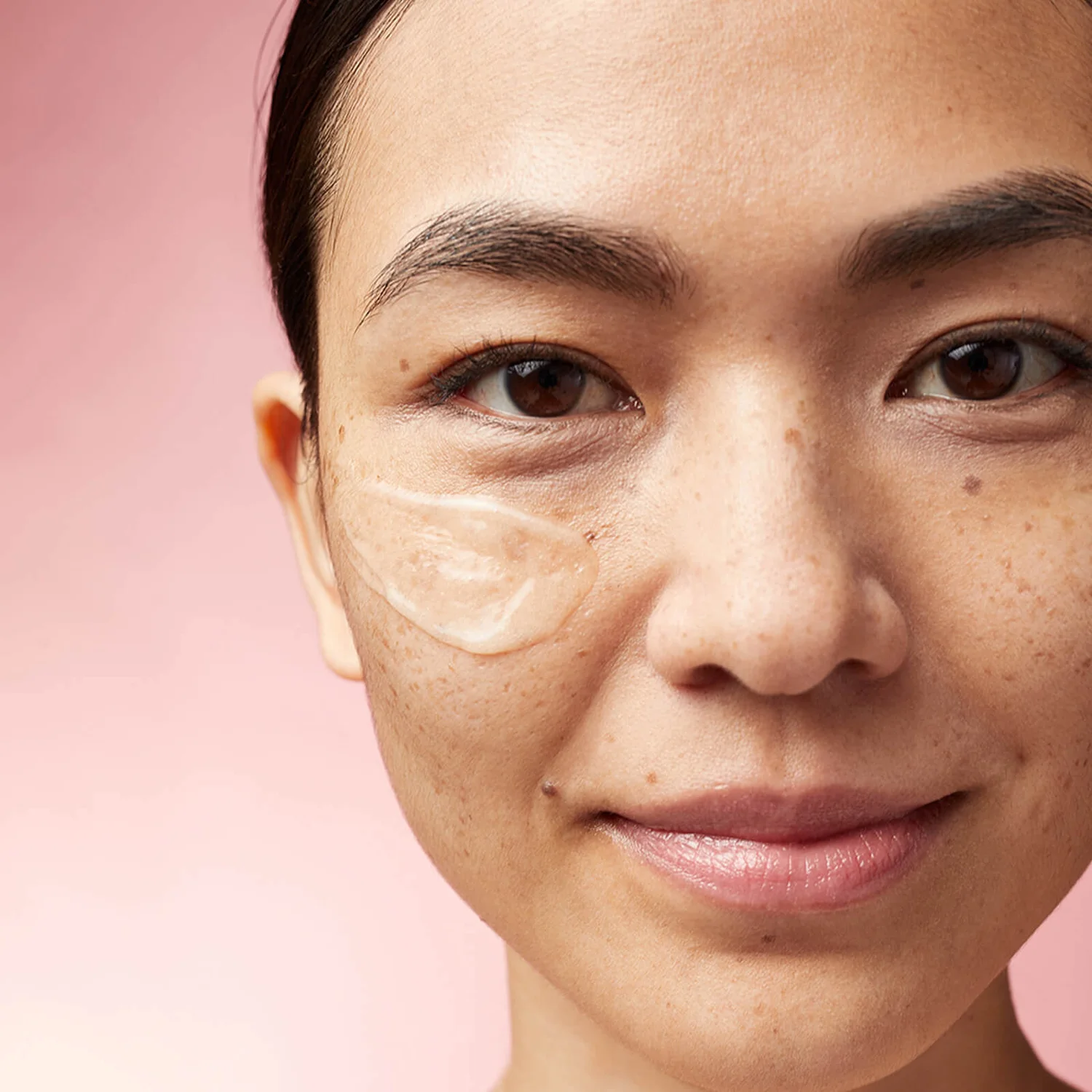 Aurelia London Brightening Anti-Pollution Mask 60ml 4 Aurelia London Brightening Anti-Pollution Mask 60ml - Image 4